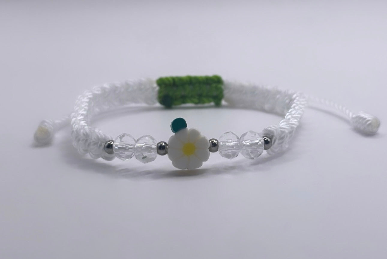 White daisy bracelet